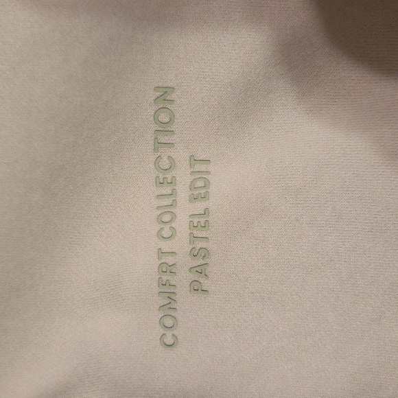 NWOT Comfrt Collection Pastel Edit Size 2XL - Picture 2 of 10
